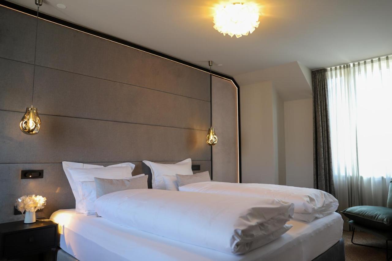 Boutiquehotel Burg Adenbach & Alter Weinbau Бад Нойенар-Арвайлер Екстериор снимка